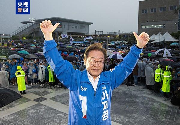 在野党总统候选人李在明来势汹汹 韩执政党能否“尹”退为进？